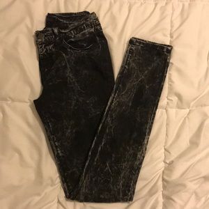 Black smokey skinny jeans